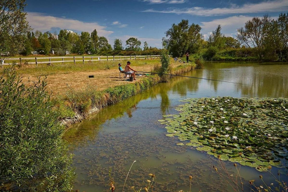 Mobilhome L'Oasis Camping Le Clos Cottet Angles  Exteriér fotografie