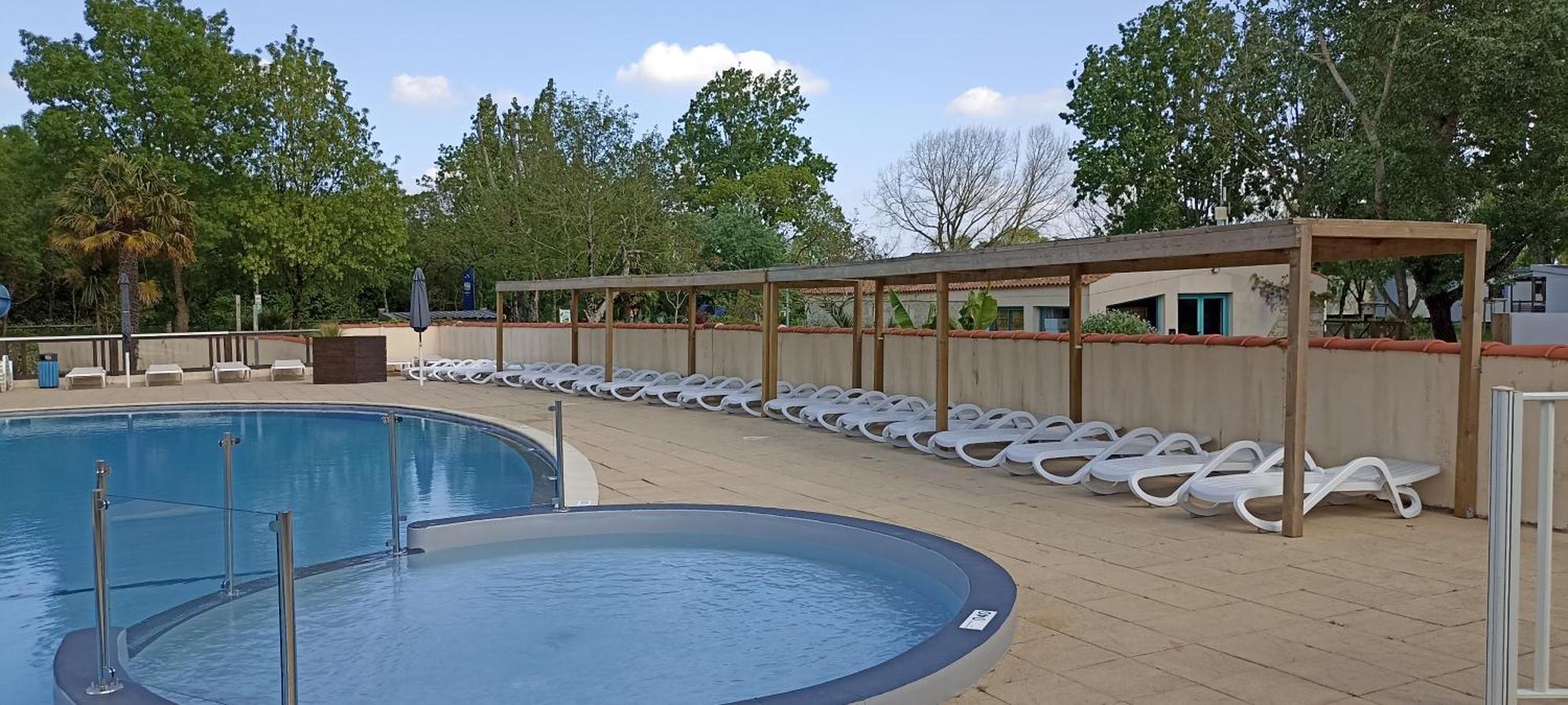 Mobilhome L'Oasis Camping Le Clos Cottet Angles  Exteriér fotografie